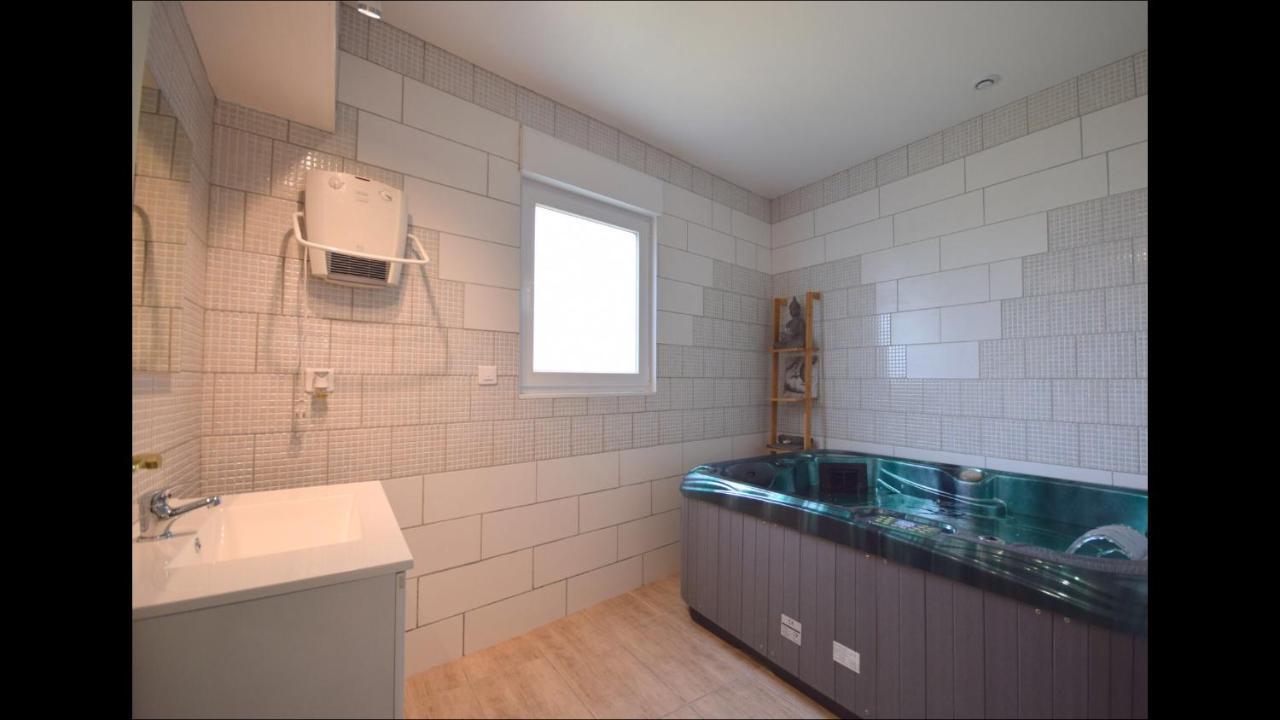 Gite Moderne Proche De Kaysersberg Av Jacuzzi Prive Орбе Экстерьер фото